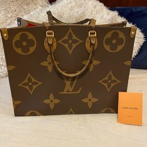 Louis Vuitton In The Go MM Bag